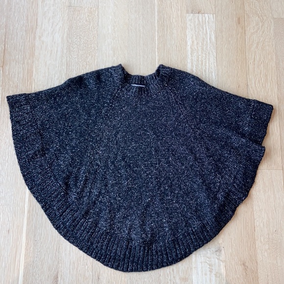 Michael Kors Knit Poncho - Picture 4 of 14